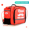Maleta-expandible3 Mochila Expnadible Mochila Rappi con cierre de expansión, material impermeable y cintas reflectivas. Incluye asa superior y bolsillos laterales de malla